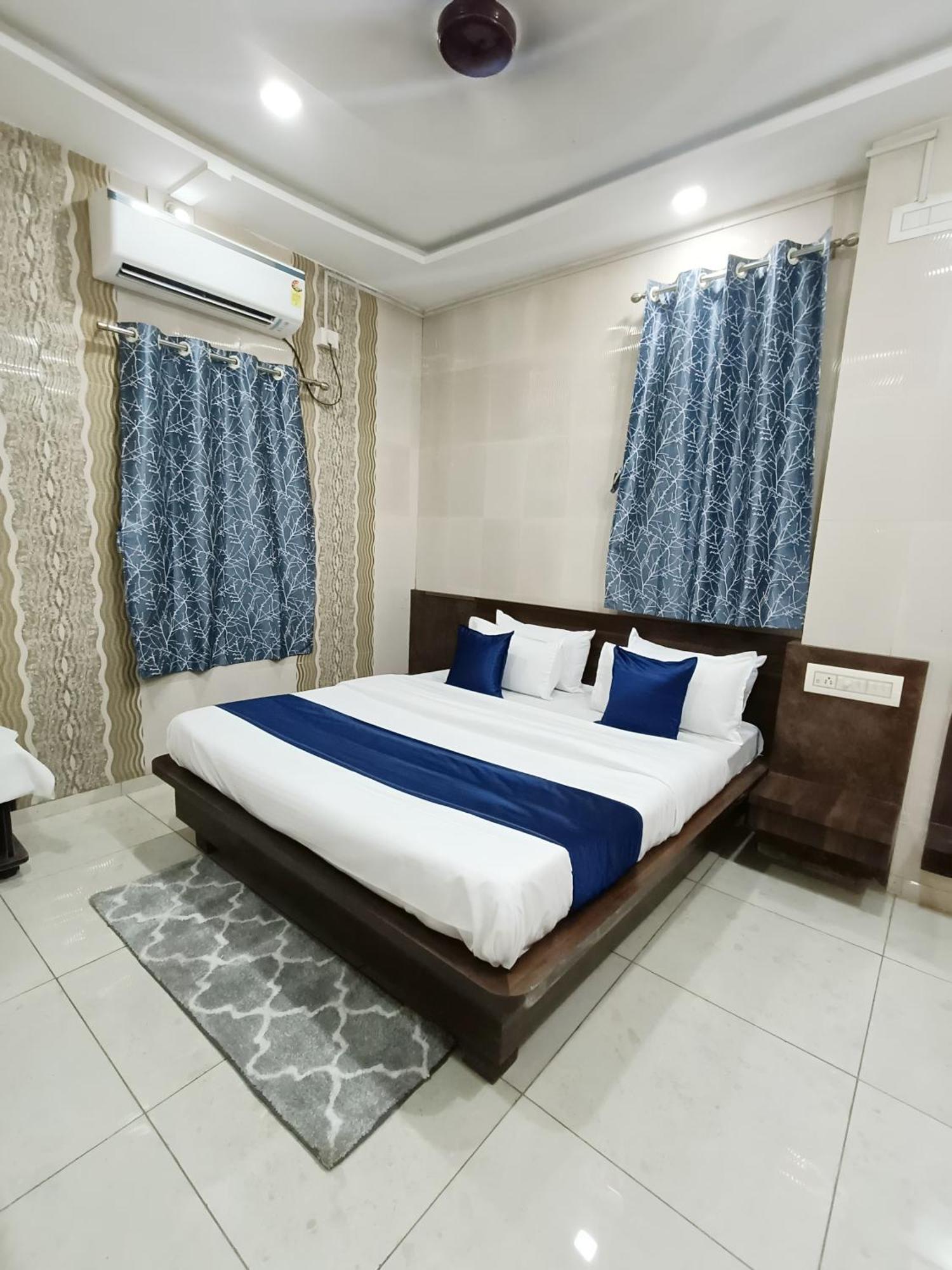Hotel Shree Nath - 200 Meters From Dwarkadhish Temple Zewnętrze zdjęcie