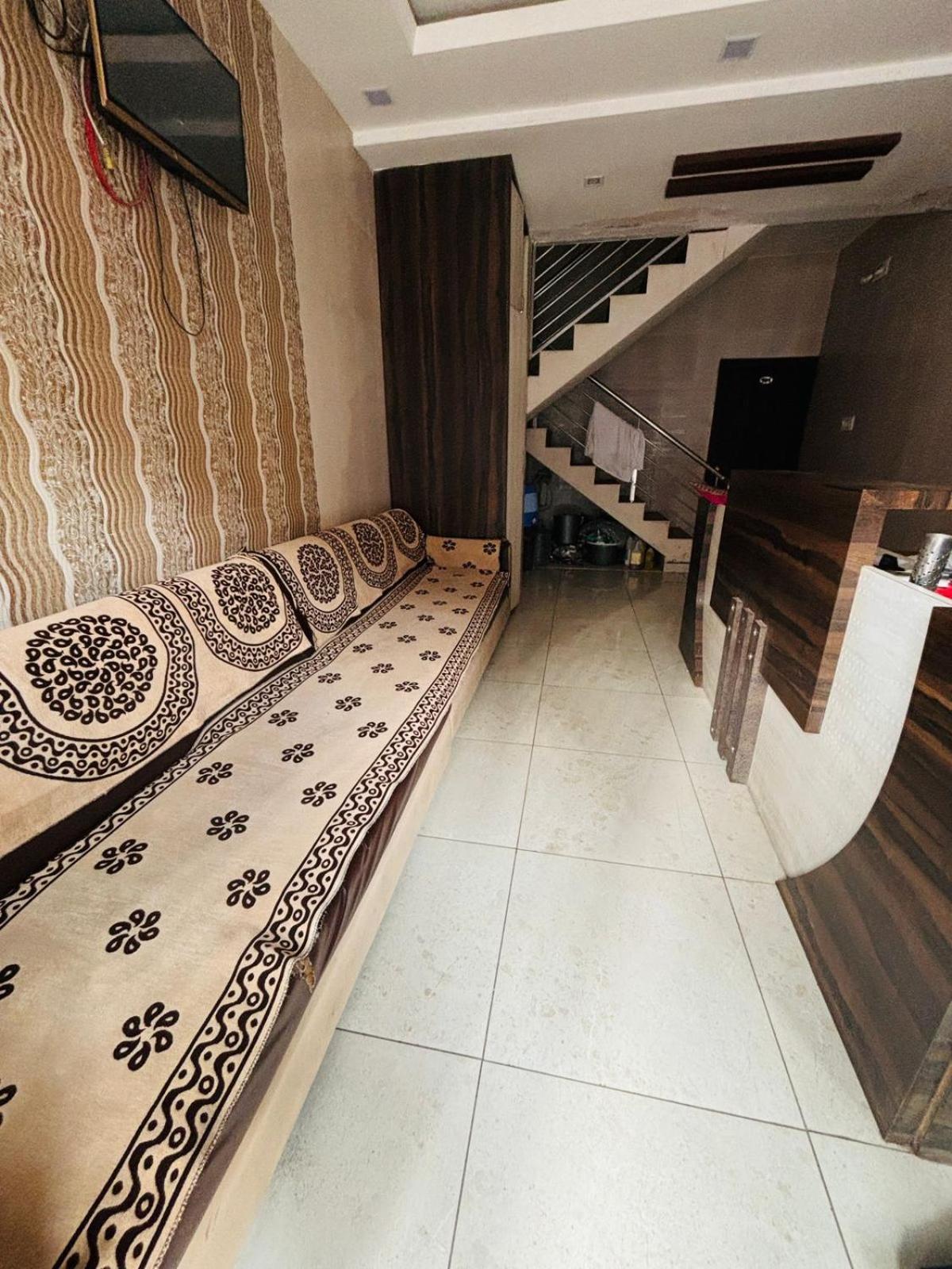 Hotel Shree Nath - 200 Meters From Dwarkadhish Temple Zewnętrze zdjęcie